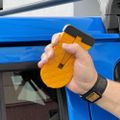 Univerzální schůdek KF-B1038 s háčkem na dveře auta