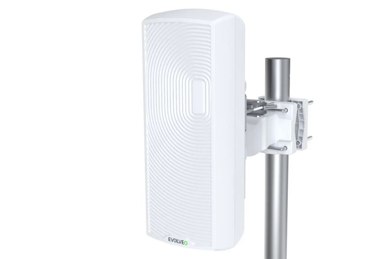 EVOLVEO Xany 2in1, aktivní venkovní/pokojová anténa FM/DAB+/DVB-T2, filtr LTE,4G,5G