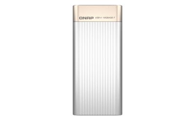 QNAP QNA-UC10G1T - adaptér USB-C 4 (podpora Thunderbolt 3 a 4) na 10GbE NBASE-T (pasivní chlazení)