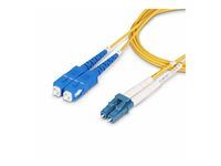 Startech 30m (98ft) LC to SC (UPC) OS2 Single Mode Duplex Fiber Optic Cable, 9/125µm, Laser Optimized, 10G, Bend Insensitive, Low Insertion Loss - LSZH Fiber Patch Cord (SMLCSC-OS2-30M) - Patch kabel - jednoduchý režim LC/UPC (M) do jednoduchý režim SC/UPC (M) - 30 m - 30 m - 2 mm - optické vlákno - duplex - 9 / 125 mikron - OS1/OS2 - neobsahuje halogen, pasivní - žlutá