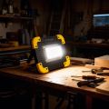 Nabíjecí LED reflektor PHENOM 18646C 16 W