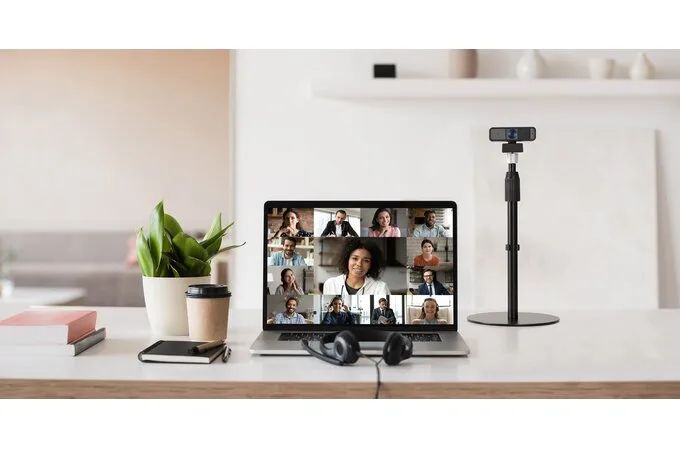 Kensington teleskopický držák kamery, světla A1010