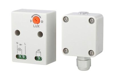 Soumrakový spínač s externím čidlem 2300W MACLEAN MCE35