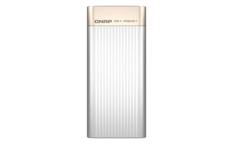 QNAP QNA-UC10G1T - adaptér USB-C 4 (podpora Thunderbolt 3 a 4) na 10GbE NBASE-T (pasivní chlazení)