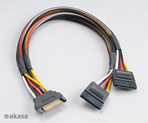 SATA napájecí rozdvojka Sata(M) na 2xSata(F) 30 cm