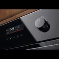 ELECTROLUX Vestavná kompaktní trouba LVM6E46Z