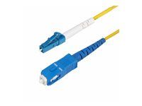 Startech 3m (9.8ft) LC to SC (UPC) OS2 Single Mode Simplex Fiber Optic Cable, 9/125µm, Laser Optimized, 40G/100G, Bend Insensitive, Low Insertion Loss - LSZH Fiber Patch Cord (SPSMLCSC-OS2-3M) - Patch kabel - jednoduchý režim LC/UPC (M) do jednoduchý režim SC/UPC (M) - 3 m - 3 m - 2 mm - optické vlákno - simplex - 9 / 125 mikron - OS1/OS2 - neobsahuje halogen, pasivní, dvousmerný - žlutá