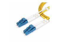 Startech 50m (164ft) LC to LC (UPC) OS2 Single Mode Duplex Fiber Optic Cable, 9/125µm, Laser Optimized, 10G, Bend Insensitive, Low Insertion Loss - LSZH Fiber Patch Cord (SMDOS2LCLC50M) - Patch kabel - jednoduchý režim LC/UPC (M) do jednoduchý režim LC/UPC (M) - 50 m - 50 m - 2 mm - optické vlákno - duplex - 9 / 125 mikron - OS1/OS2 - neobsahuje halogen, pasivní - žlutá