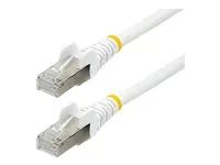 White - Low Smoke Zero Halogen (LSZH) - 10GbE 500MHz 100W PoE++ Snagless RJ-45 w/Strain Reliefs S/FTP Network Patch Cord - Patch kabel - RJ-45 (M) do RJ-45 (M) - 7.5 m - S/FTP - CAT 6a - IEEE 802.3bt - neobsahuje halogen, lisovaný, provedení bez hrbolků, licna - bílá