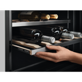 ELECTROLUX Vinotéka KBW5T