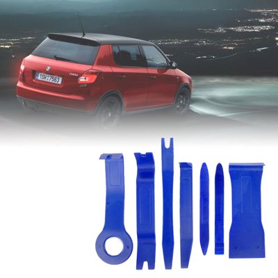 Sada na demontáž obložení vozidla 4L 8111
