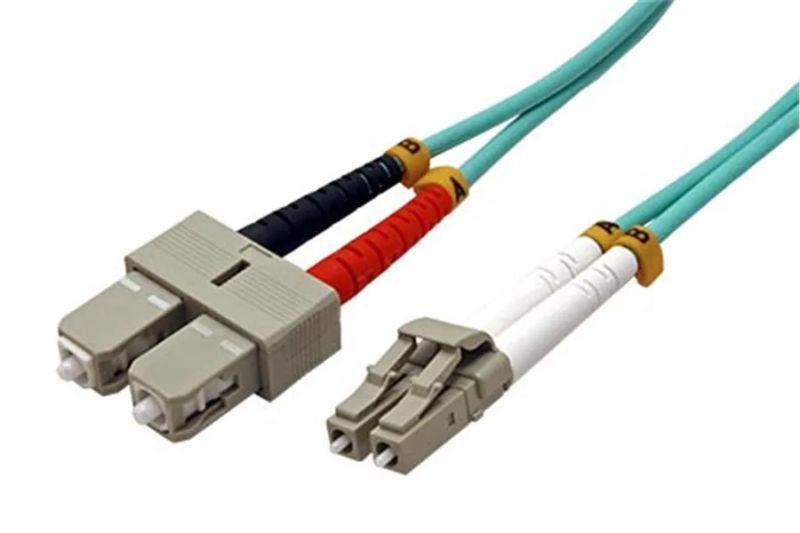 Optický patch cord Duplex LC-SC 50/125 2m MM OM4