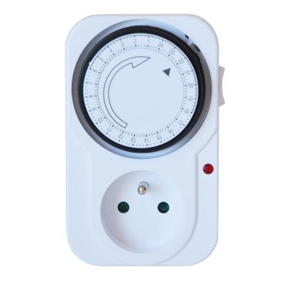 Mechanická denní spínací zásuvka GETI MF1