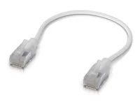 Patch kabel - RJ-45 (M) do RJ-45 (M) - 3 mm - odstíněný - CAT 6a - bootovaný, vnitřní - bílá