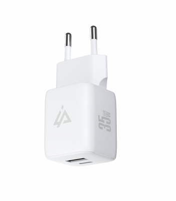 Adaptér USB iPEAX GaN USB/USB-C 90010131 White